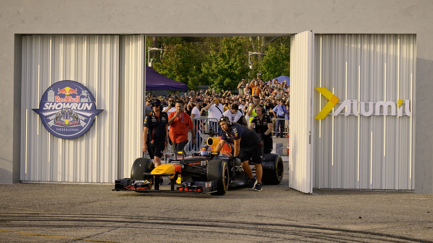 Red Bull Showrun by ALUMIL_Announcement (13)