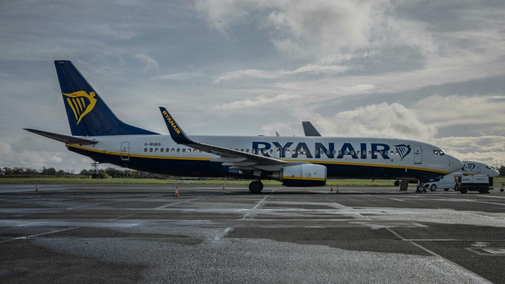 ryanair airplane