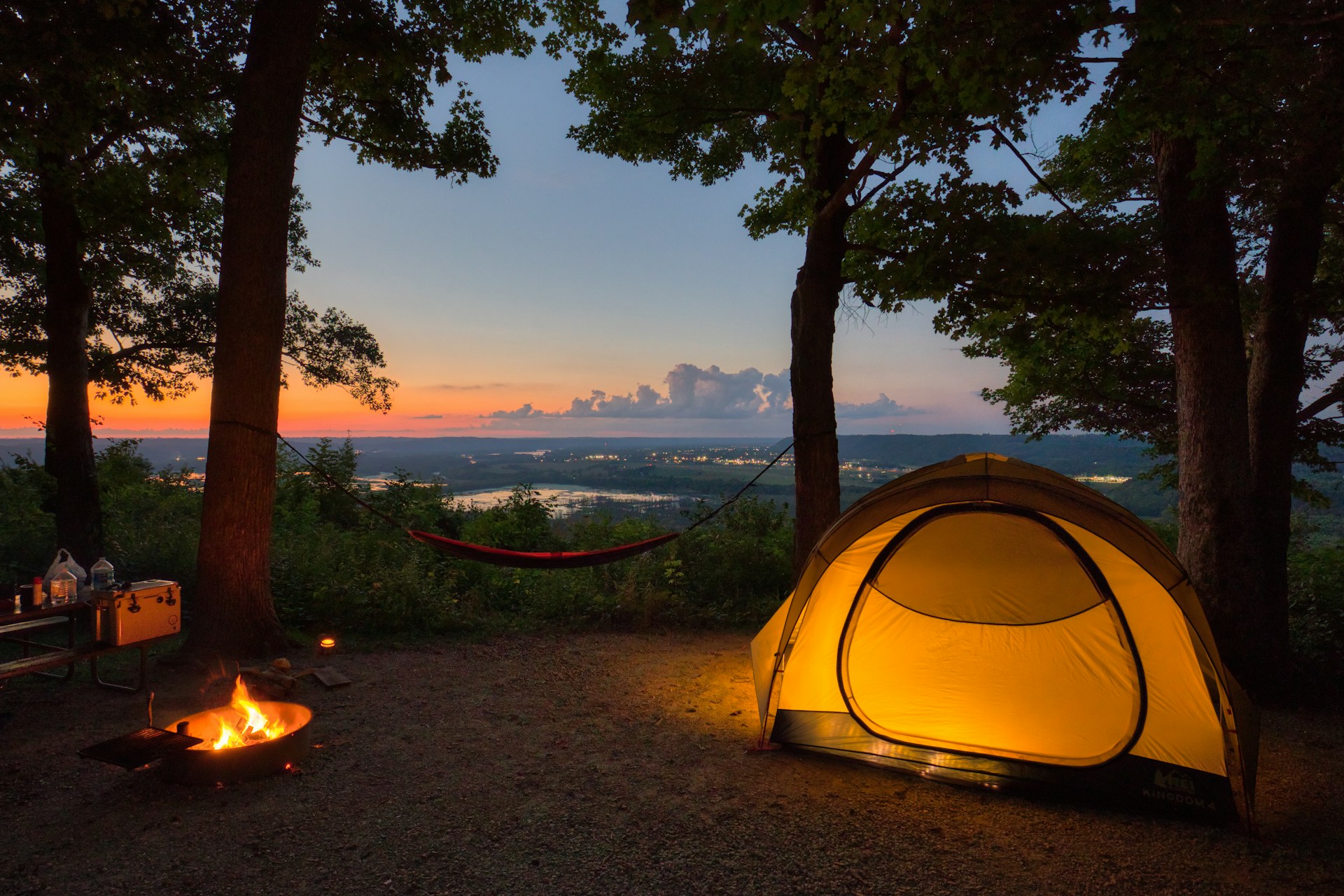 camping-unsplash