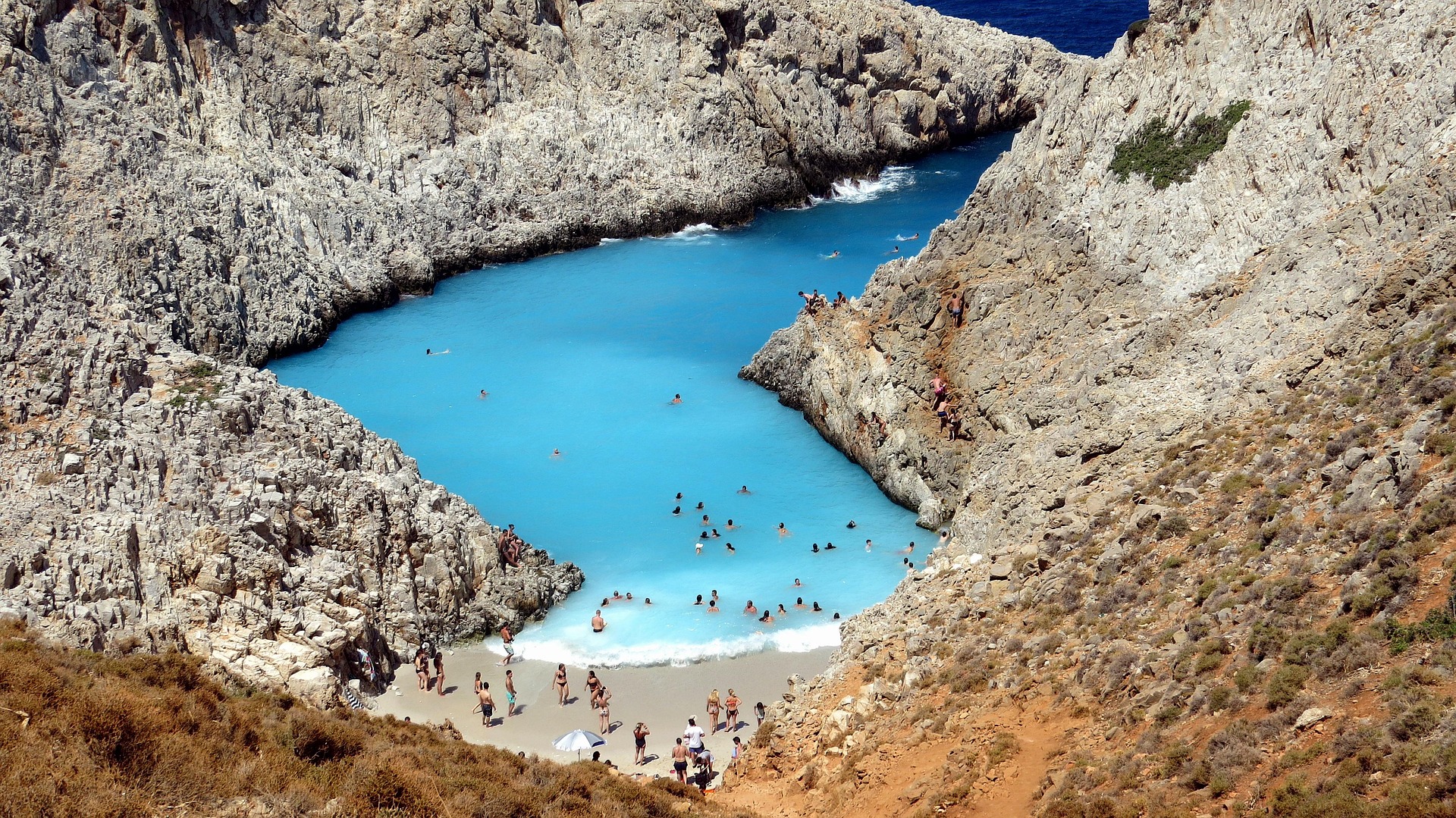 crete _akrotiri_unsplash