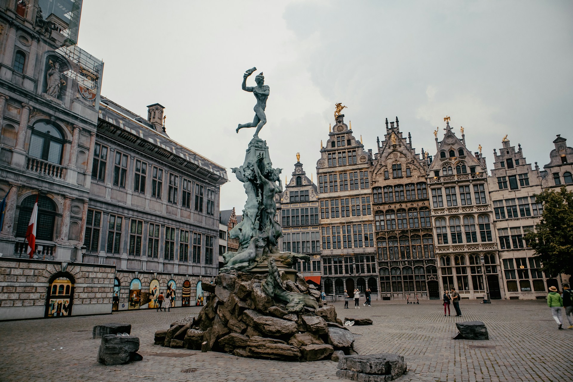 ernest-ojeh-9z7LBkDxA1o-unsplash