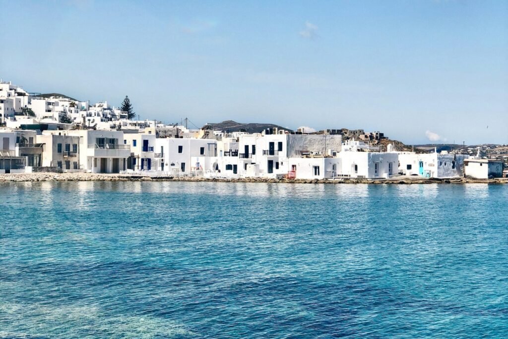 ΛΕΡΟΣ: Το νησί που δεν έγινε ποτέ Μύκονος – και ευτυχώς