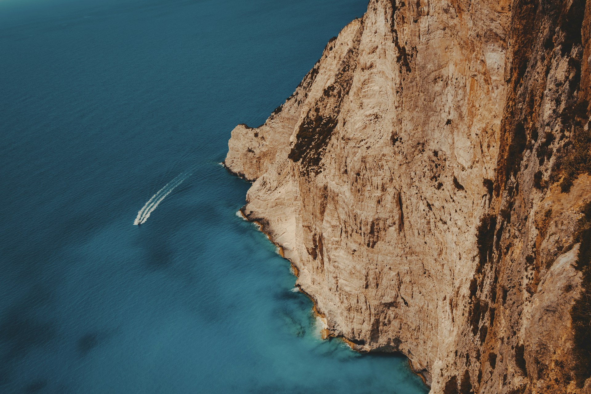 zakynthos 2-unsplash
