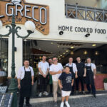 El Greco & Corner στη Σαντορίνη: Εκεί που το φαγητό συναντά την απόλαυση, στο κέντρο των Φηρών