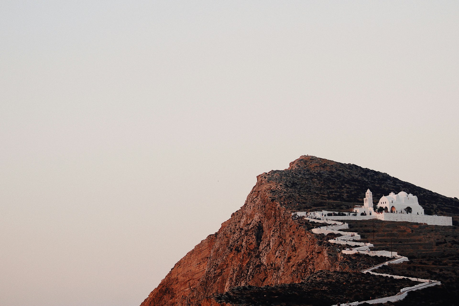 folegandros_1-unsplash