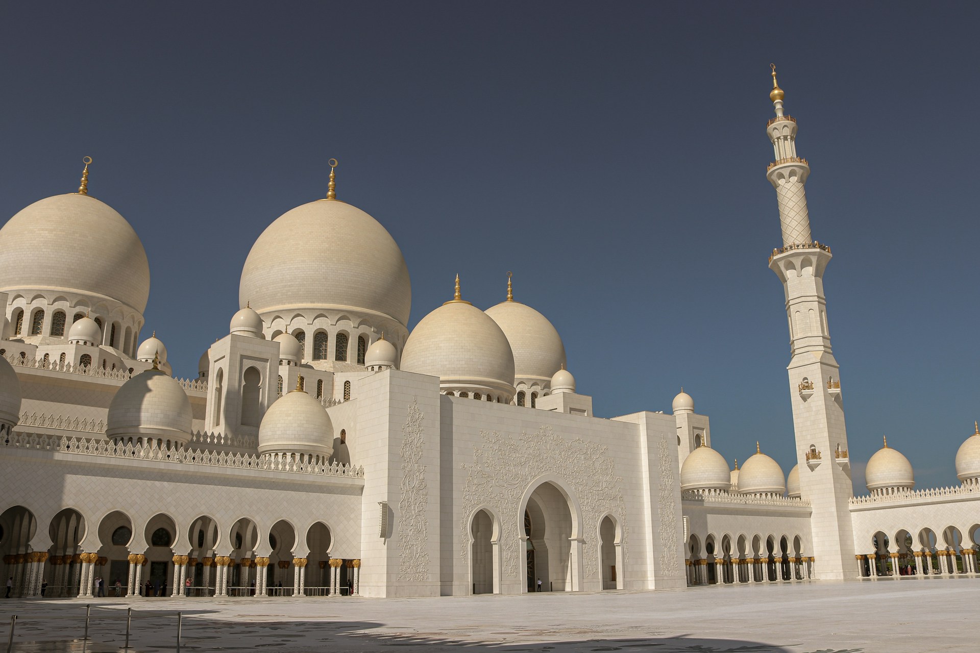 abu dhabi_2-unsplash