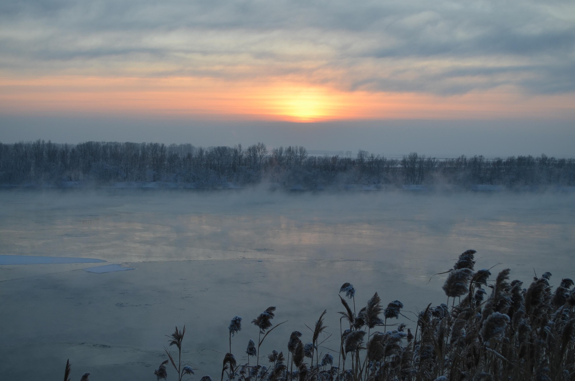omsk_river_winter-2114584_1920