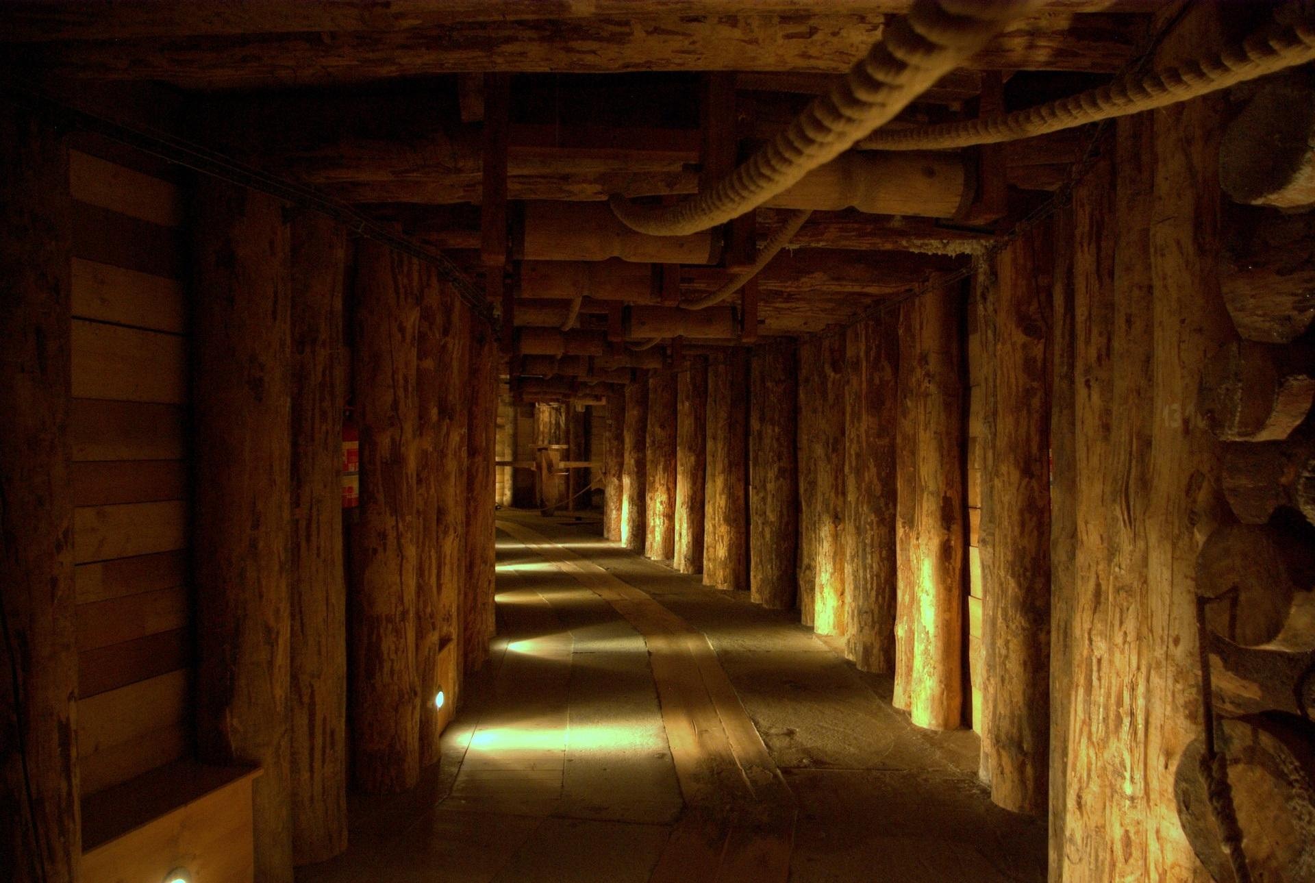 salt_mine_pixabay_2