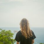 Μόνη στο ταξίδι, ελεύθερη στον κόσμο: η νέα εποχή των γυναικών που ταξιδεύουν μόνες