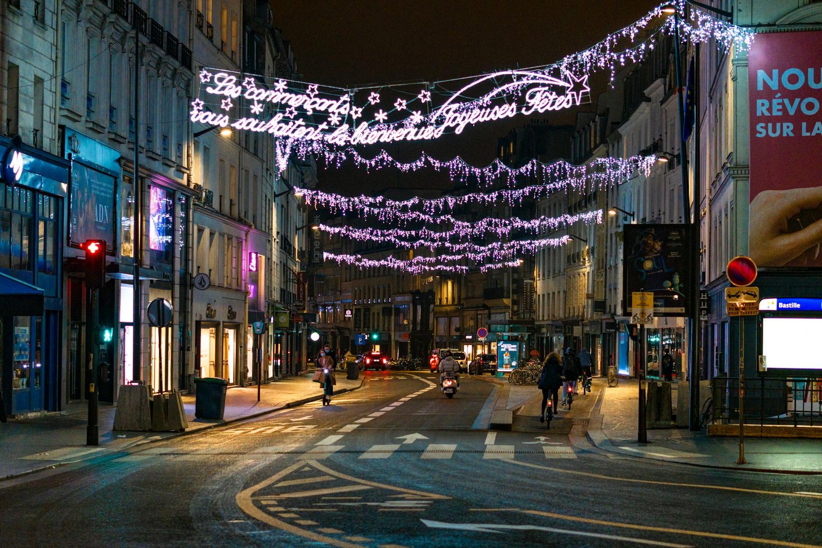 pexels-paris_christmas
