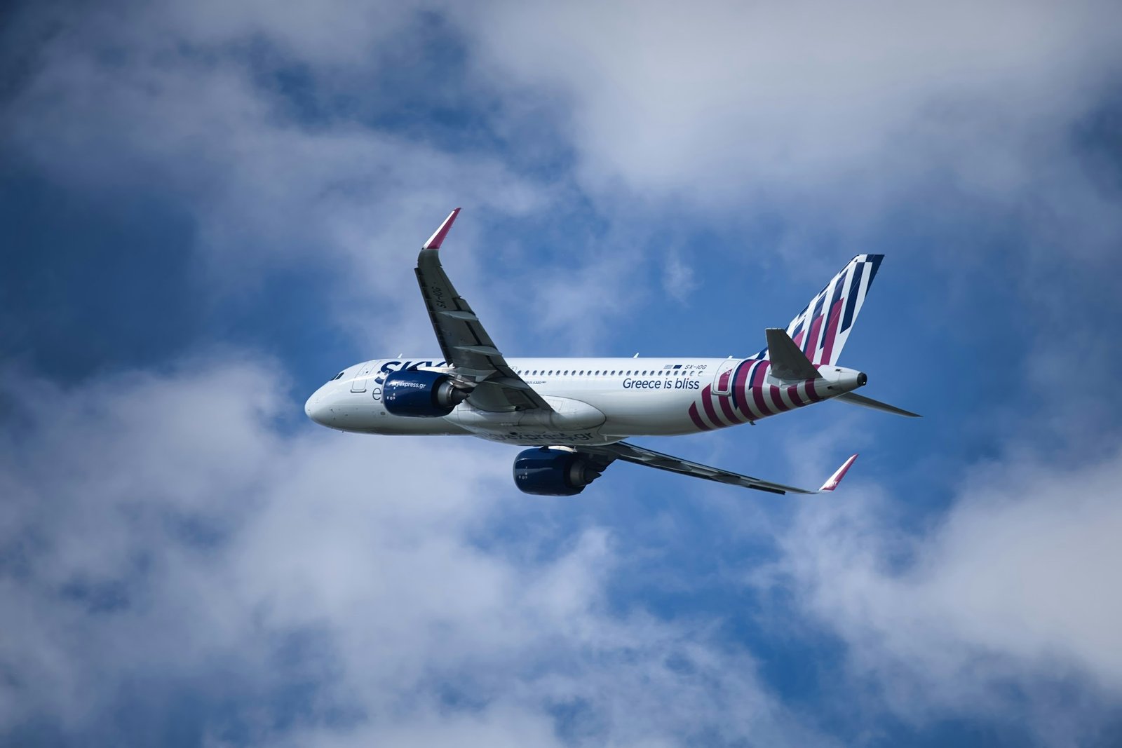 sky_express_2-unsplash