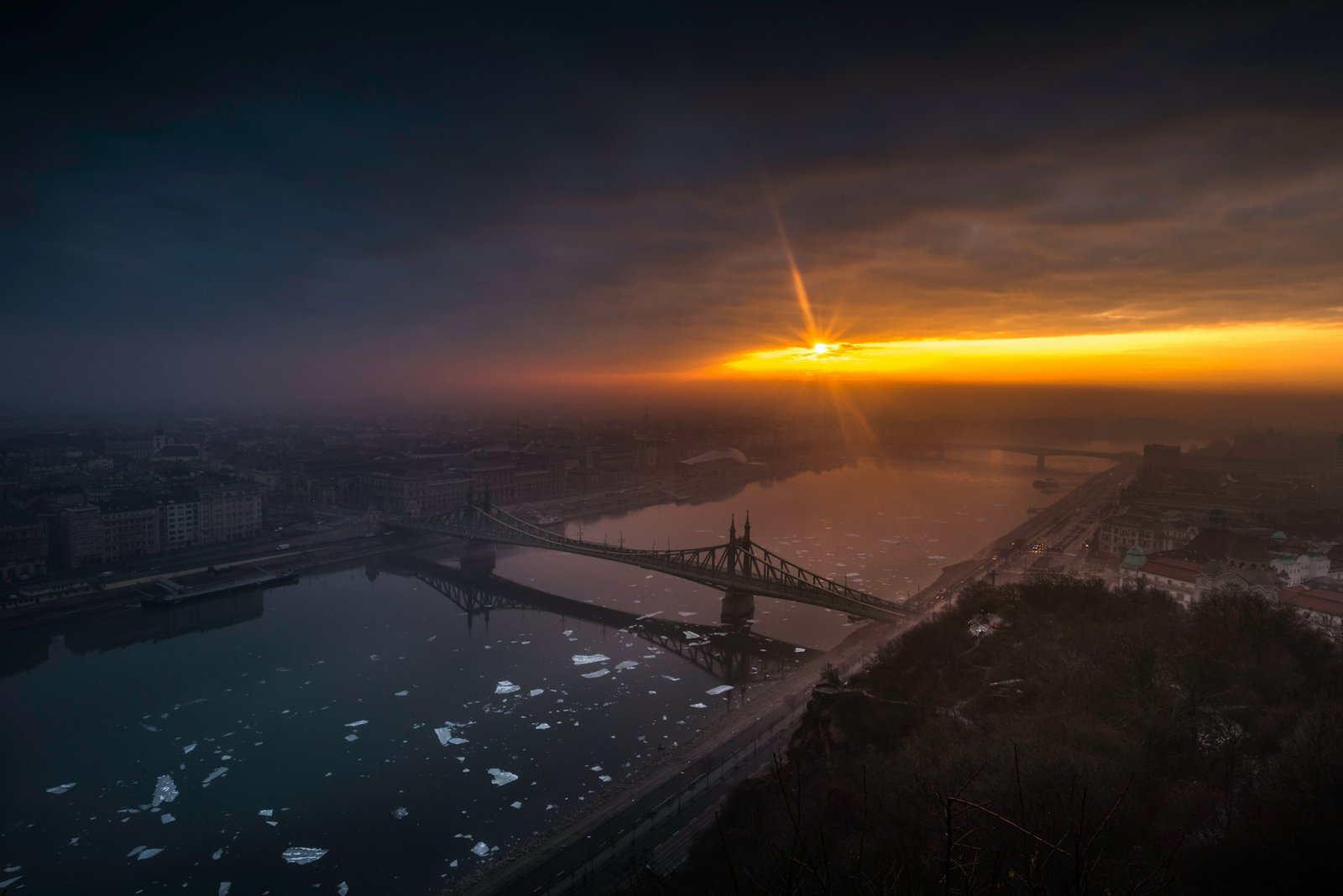 budapest_winter_5-unsplash
