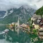 Hallstatt: Το πιο ερωτικό χωριό του κόσμου (και ίσως το πιο φωτογενές)