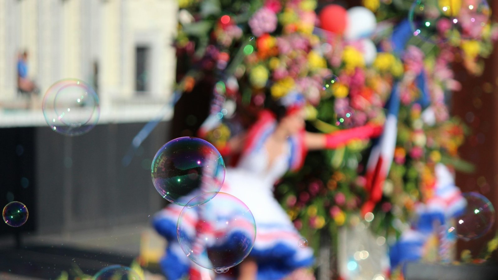 nice-carnival-1-unsplash