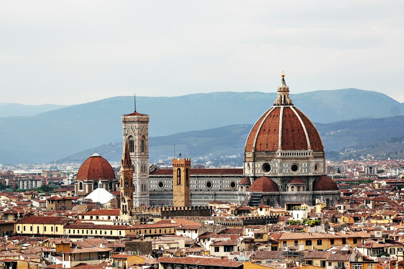 florence-cathedreal-1-unsplash