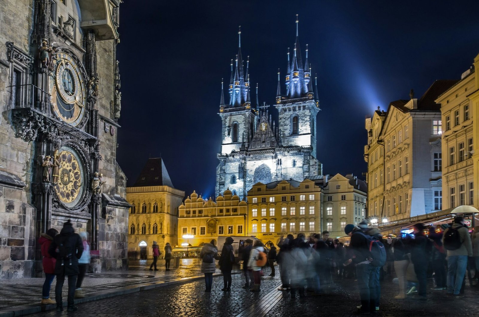 prague-easter-2-unsplash
