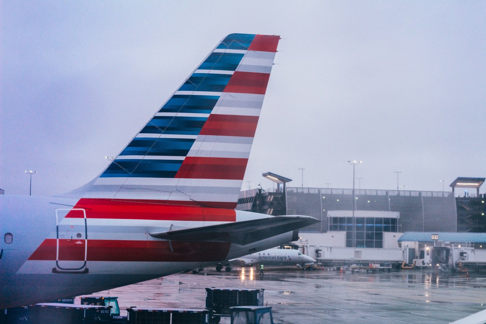 usa-ariport-2-unsplash