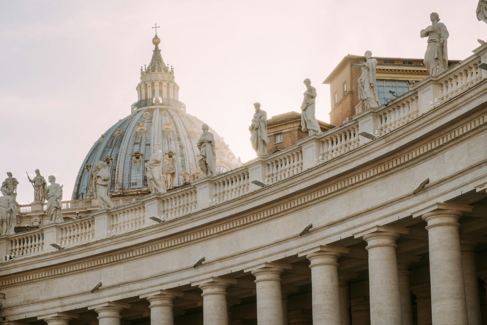 vatican-1-unsplash