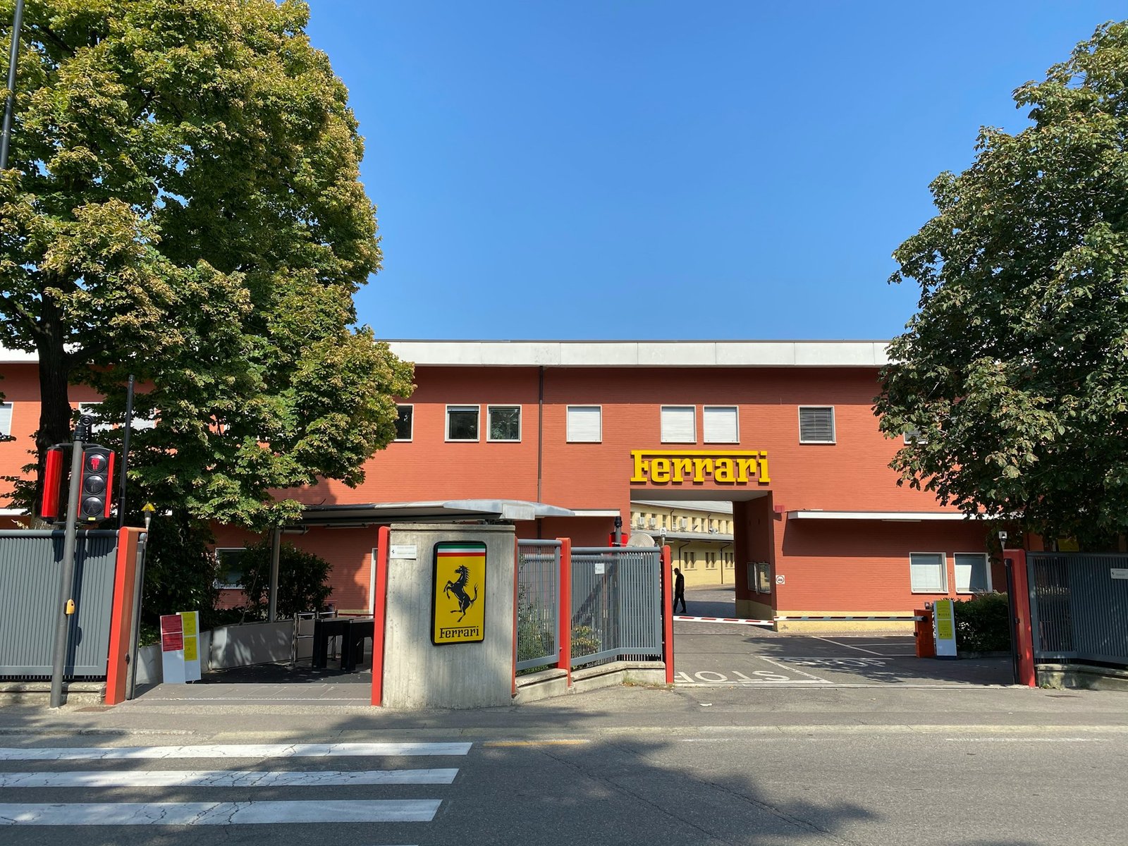 Maranello-alessio-montemurro-unsplash