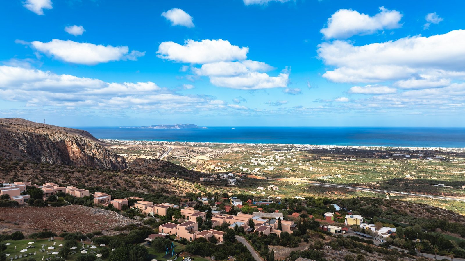 evangelos-mpikakis-crete-unsplash