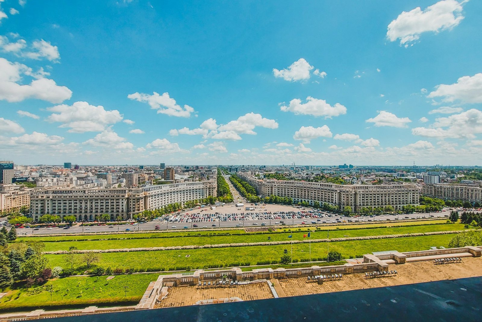 Bucharest-m-1-unsplash