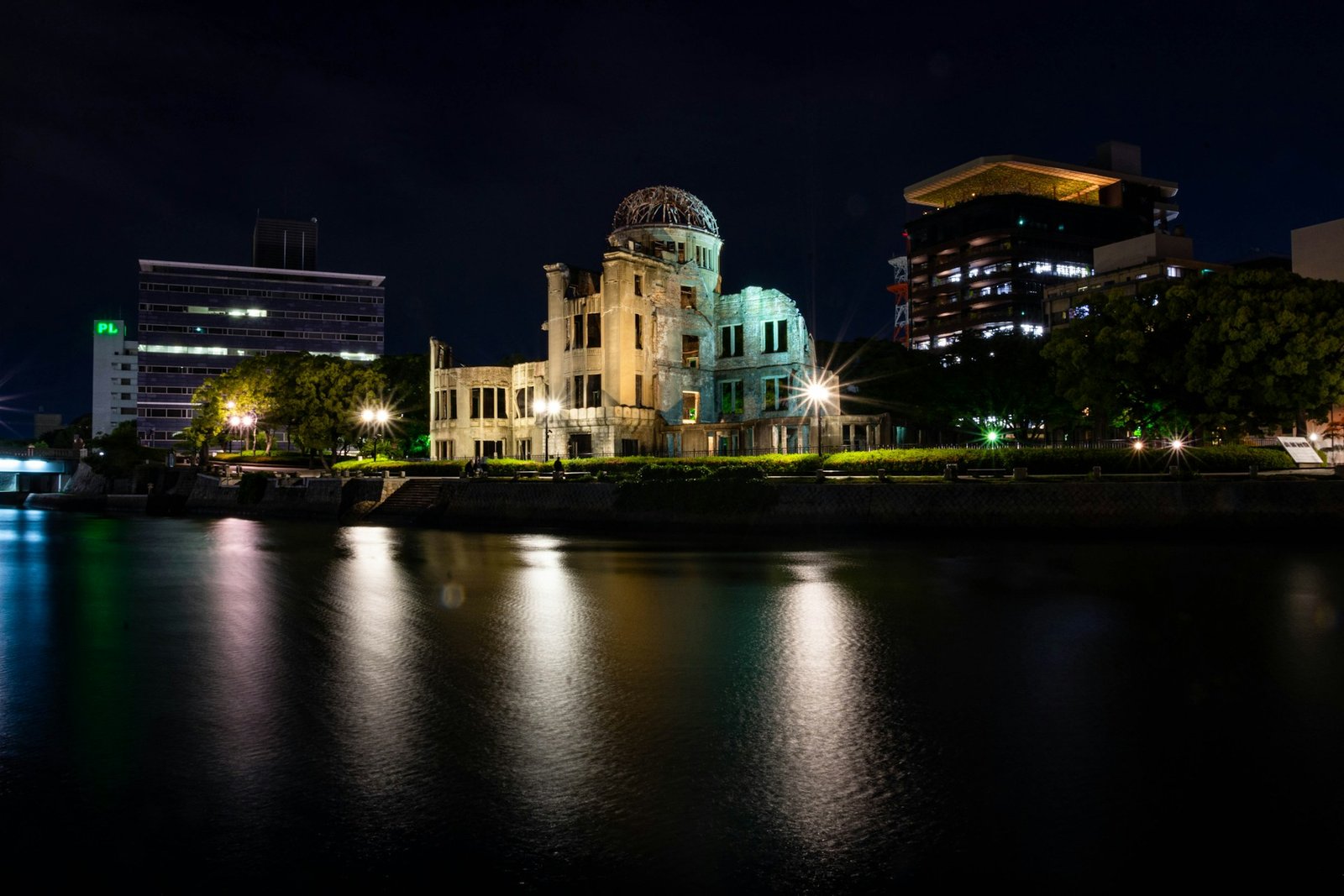 alessandro-stech-Atomic Bomb Dome-1-unsplash