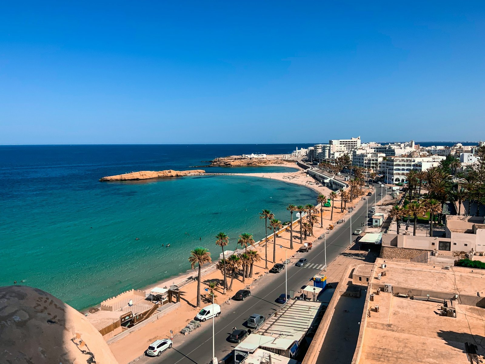 amal-bourkhis-tunisia-1-unsplash