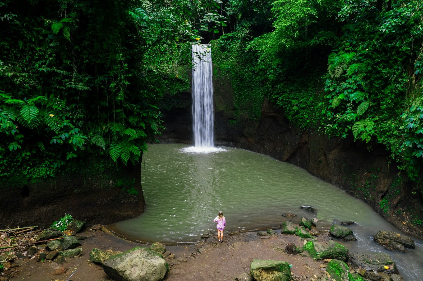 antonio-araujo-bali-waterfallunsplash