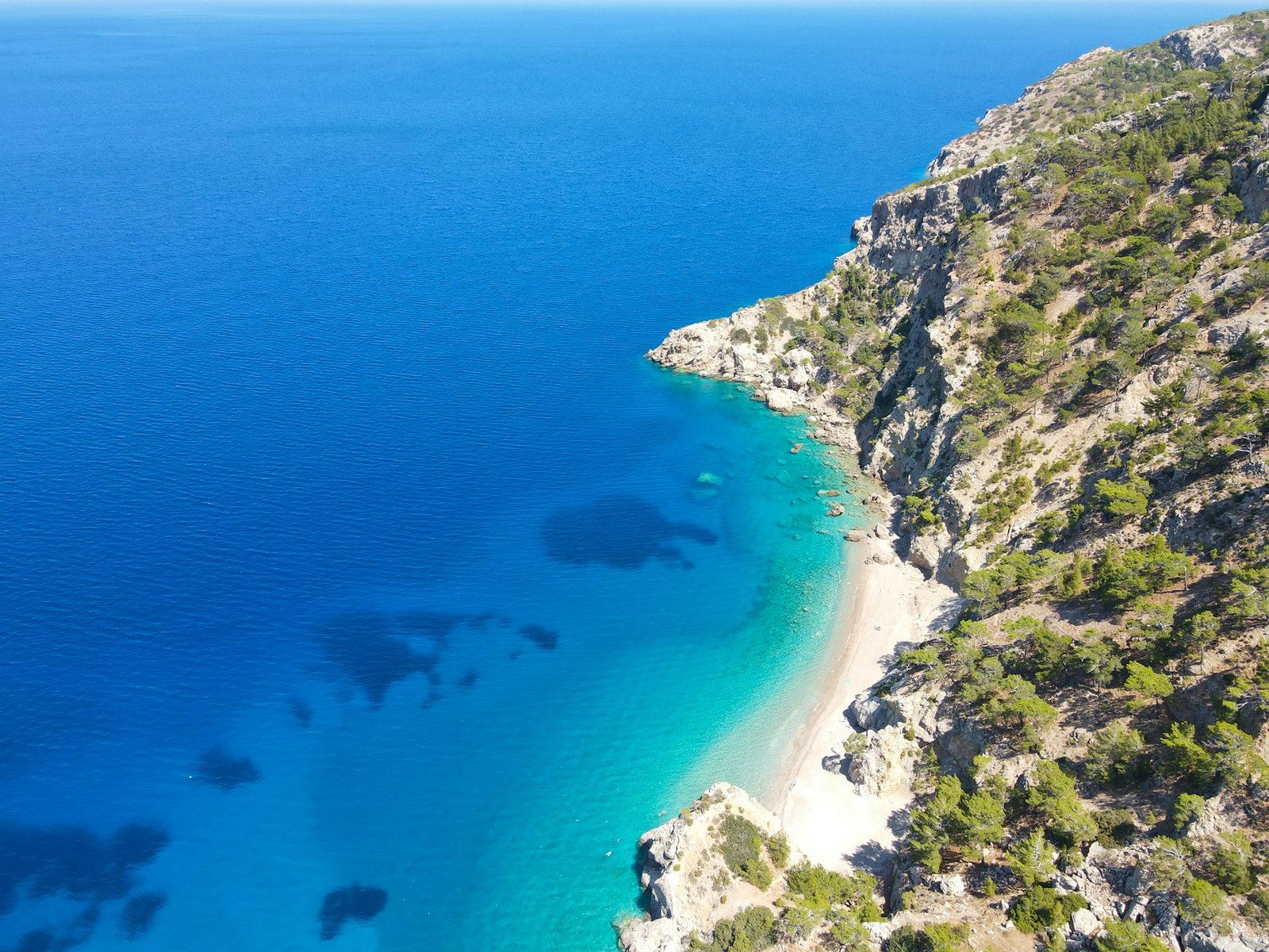 dimitris-kiriakakis-karpathos-1-unsplash