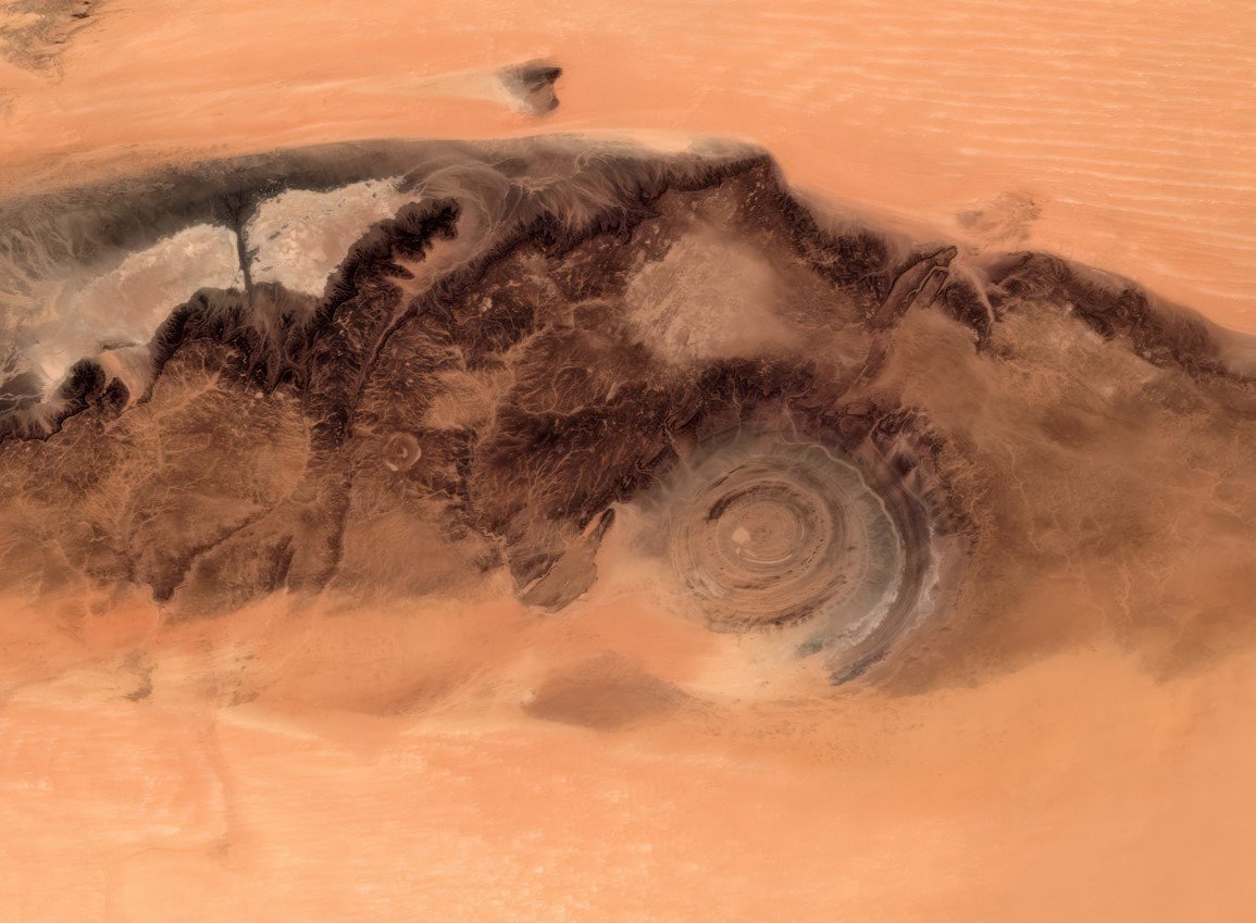 eye-of-sahara-1-unsplash