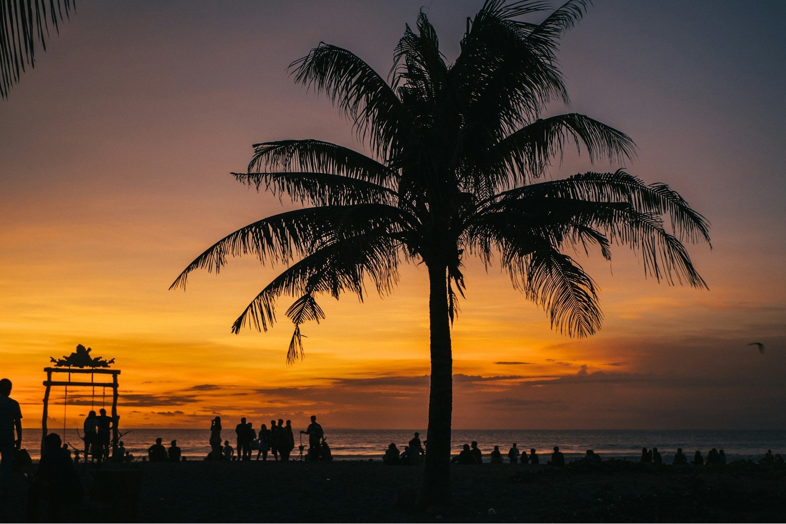 felipe-palacio-Seminyak-unsplash