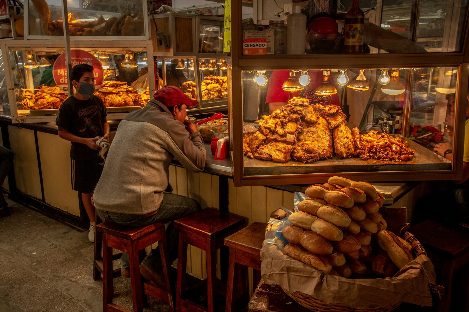 kyle-petzer-mexico-street_foodunsplash