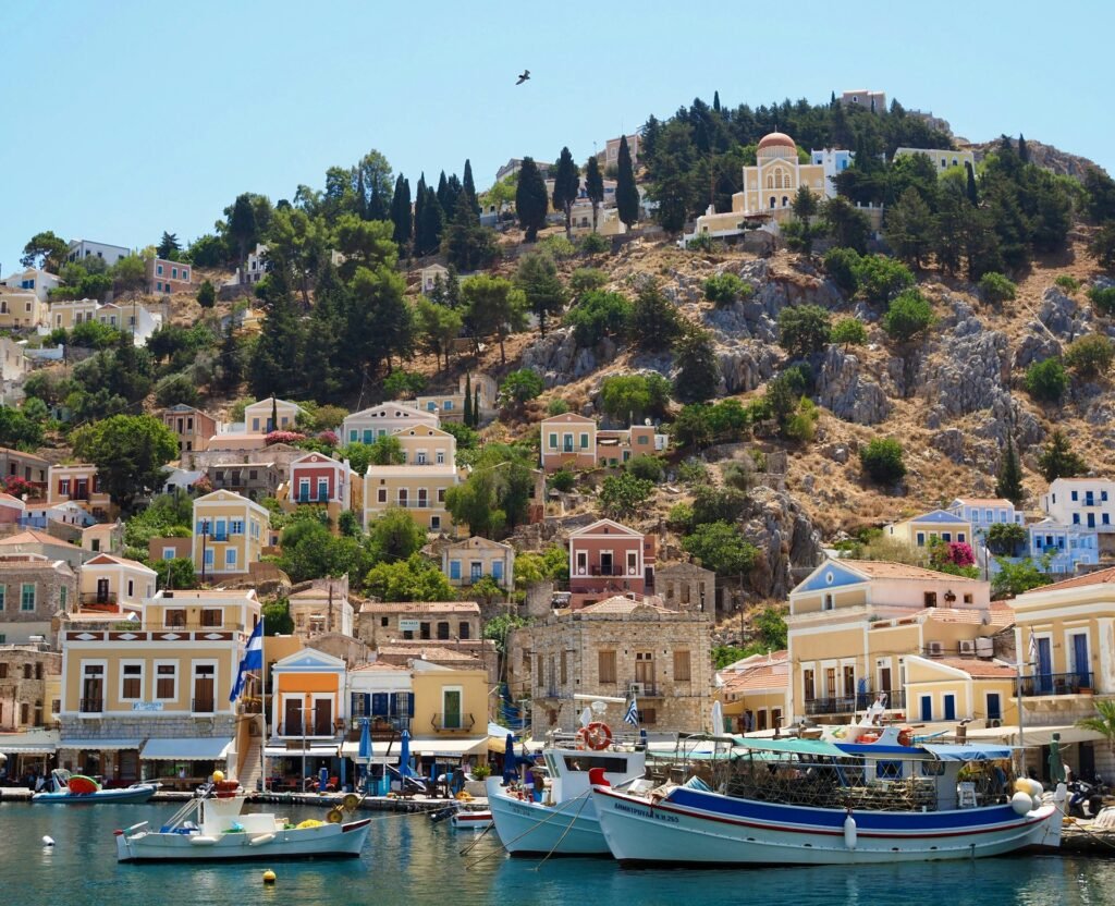 Το ελληνικό νησί που οι ξένοι influencers αποκαλούν “νέα Αμάλφι”