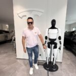 Tesla Θεσσαλονίκης: Το μέλλον της αυτοκίνησης απέκτησε το δικό του σπίτι στη Βόρεια Ελλάδα