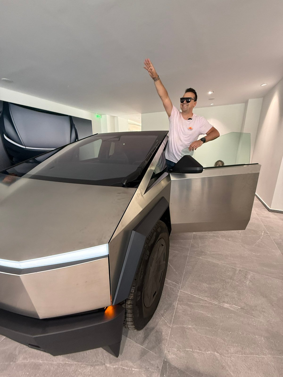 tesla-thess-4