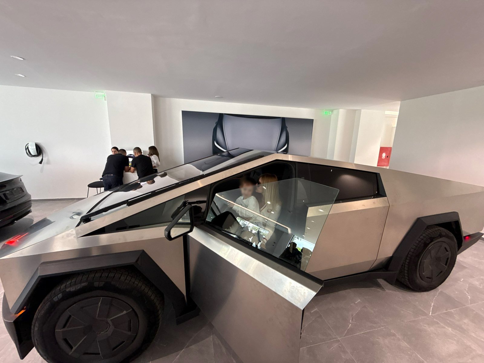 tesla-thess-5
