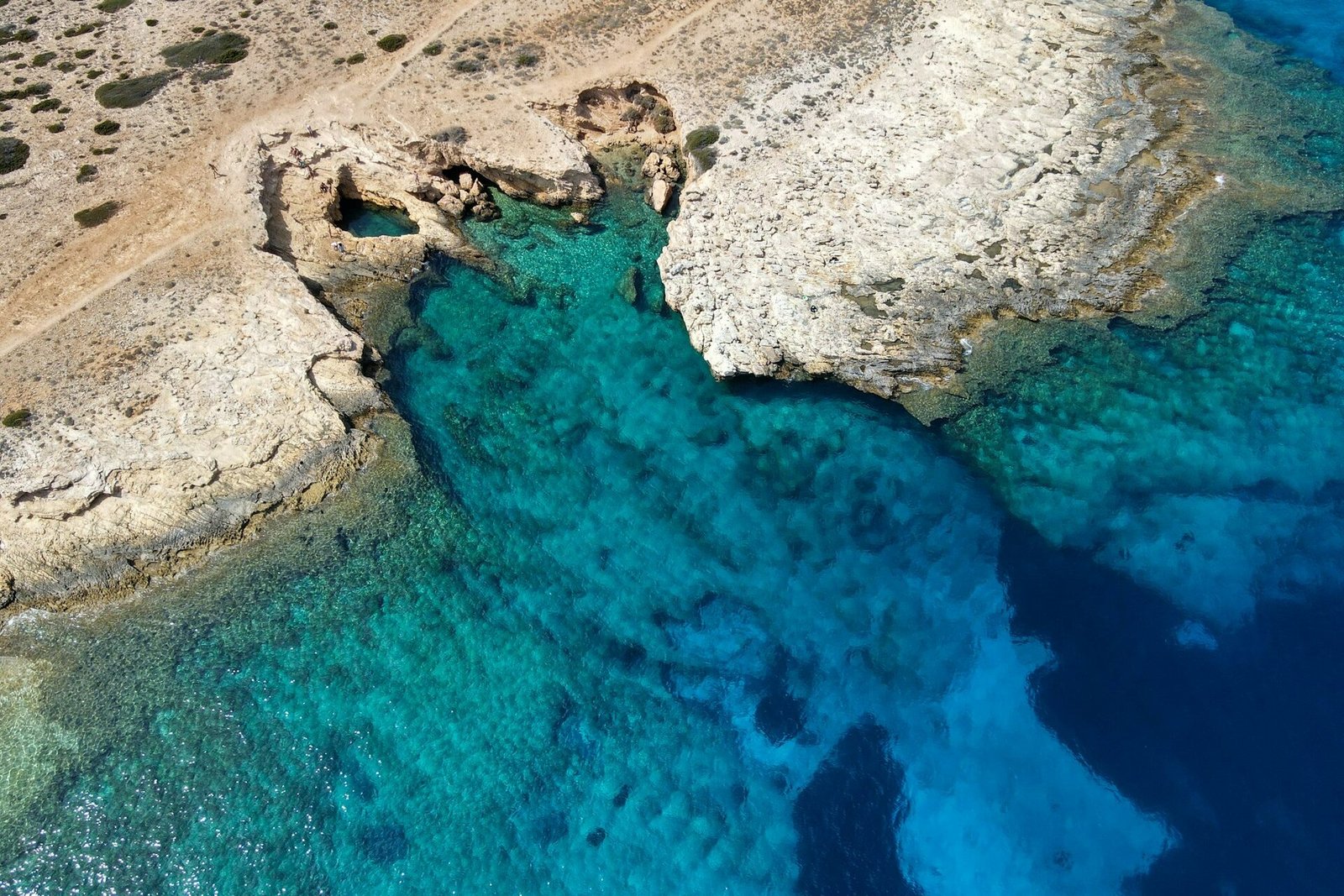 dimitris-kiriakakis-kouf-devils-eye-unsplash