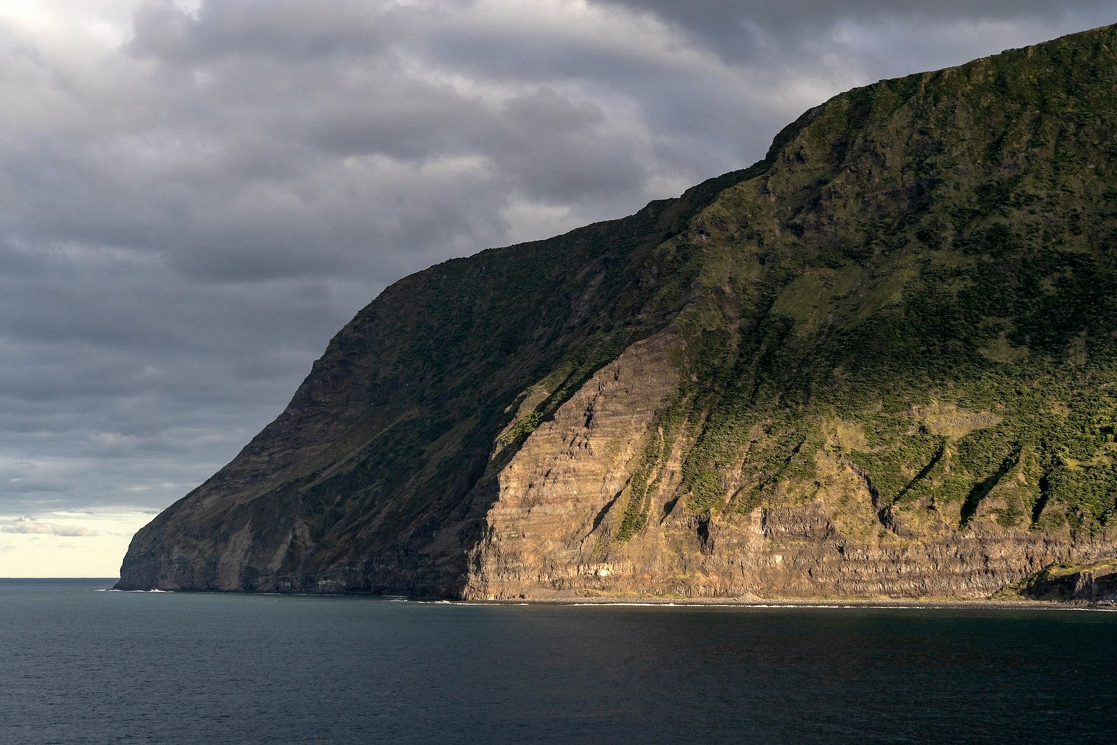 hector-john-periquin-saint helena-unsplash