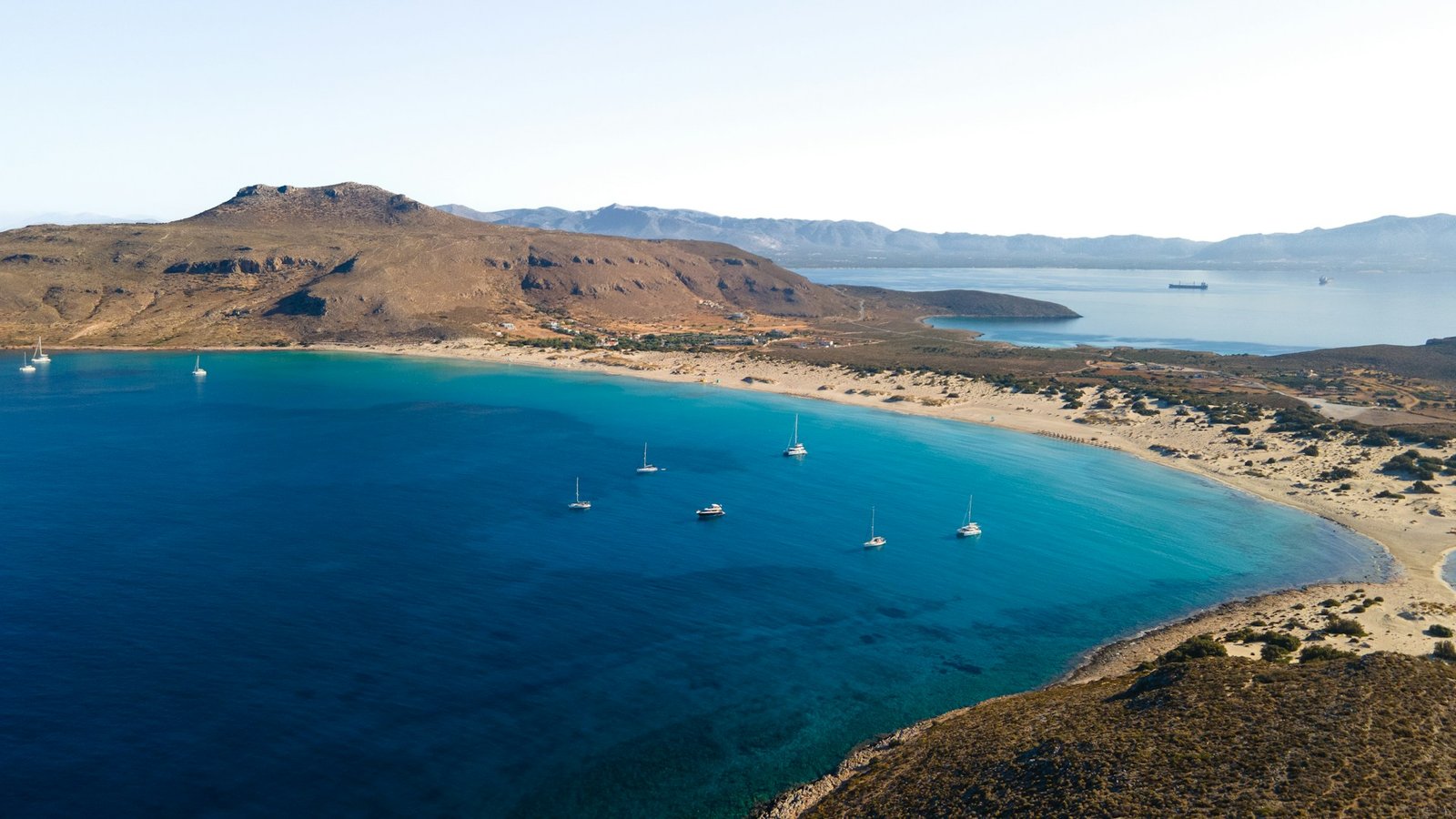 ioannis-arvanitakis-simos beach-unsplash