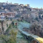 10 μυστικά ελληνικά χωριά που μοιάζουν βγαλμένα από παραμύθι