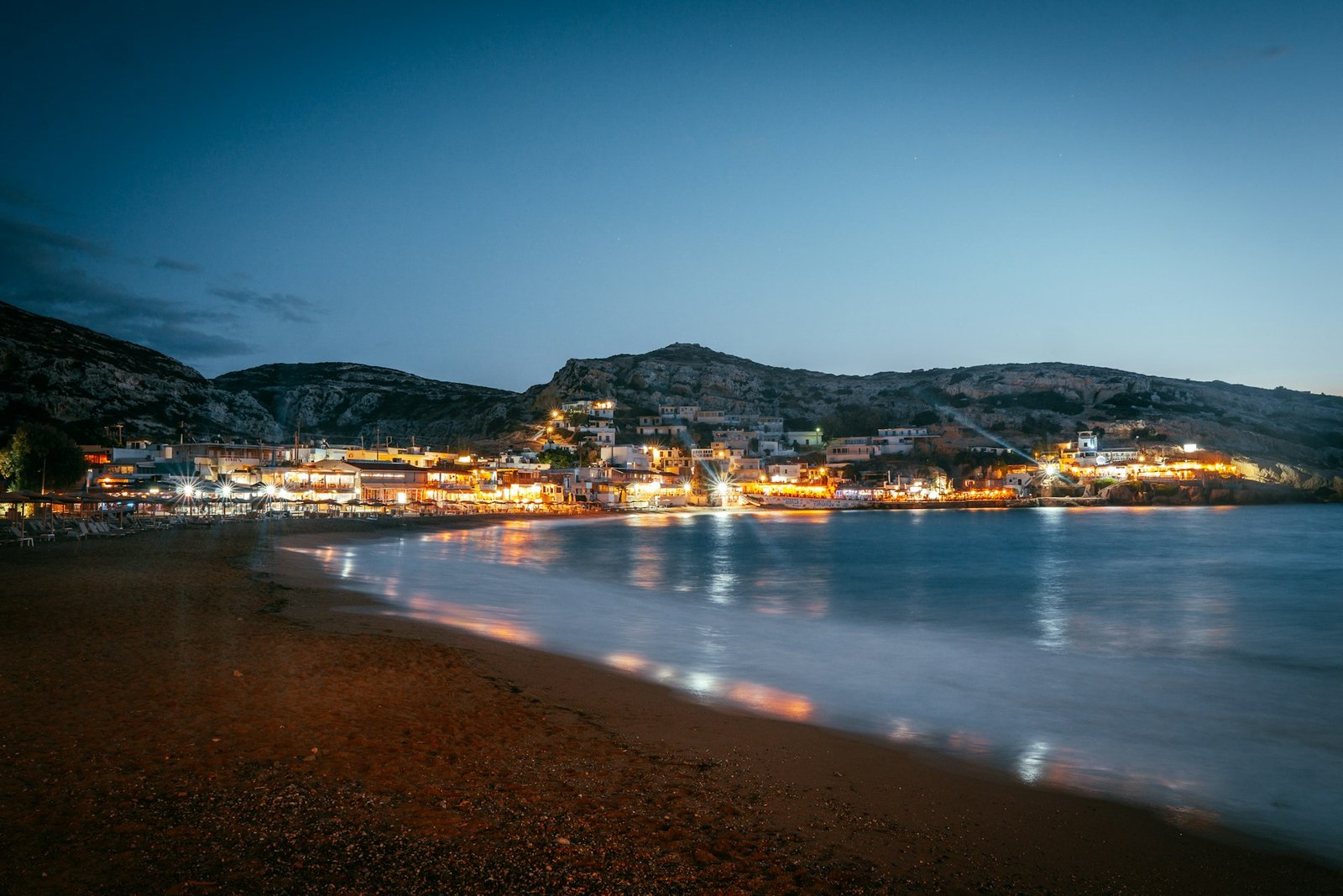tobias-reich-greek-beach-night-unsplash