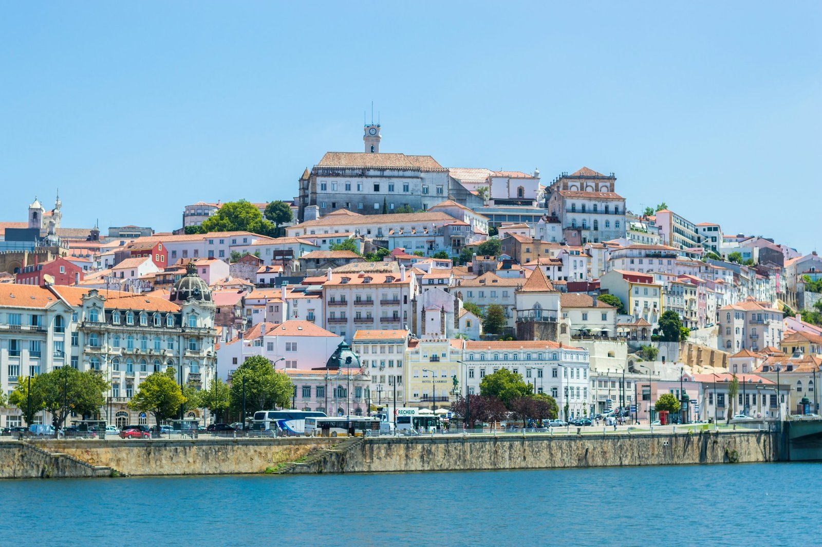 uriel-soberanes-coimbra-unsplash