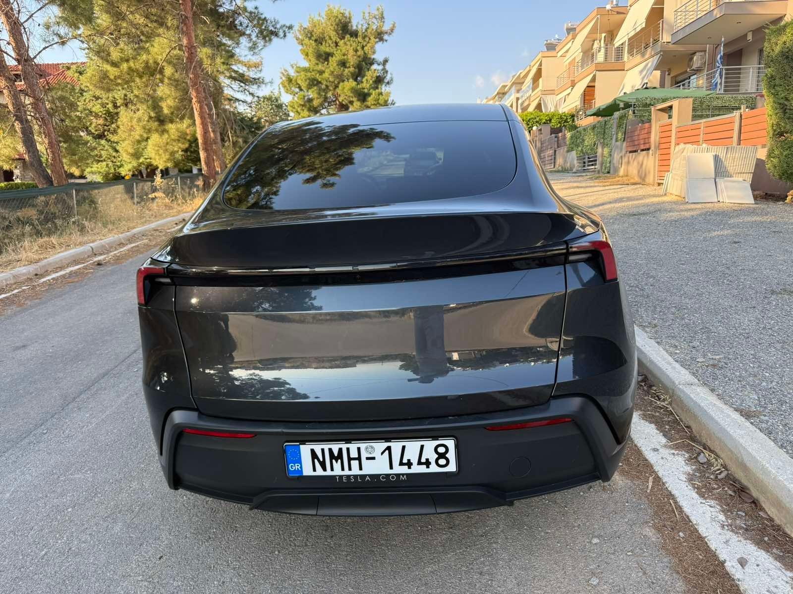 tesla-y-m-5
