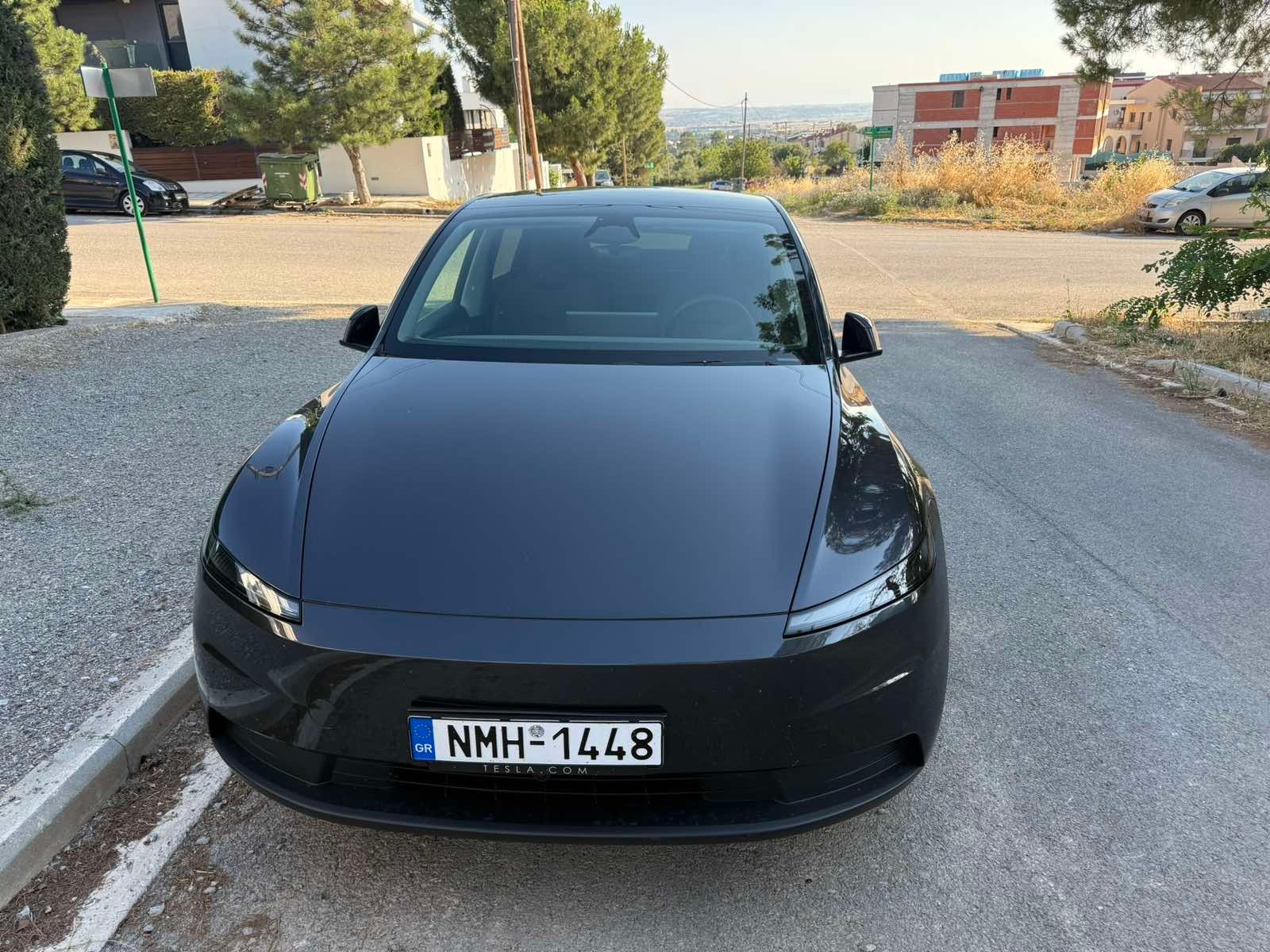 tesla-y-m-4