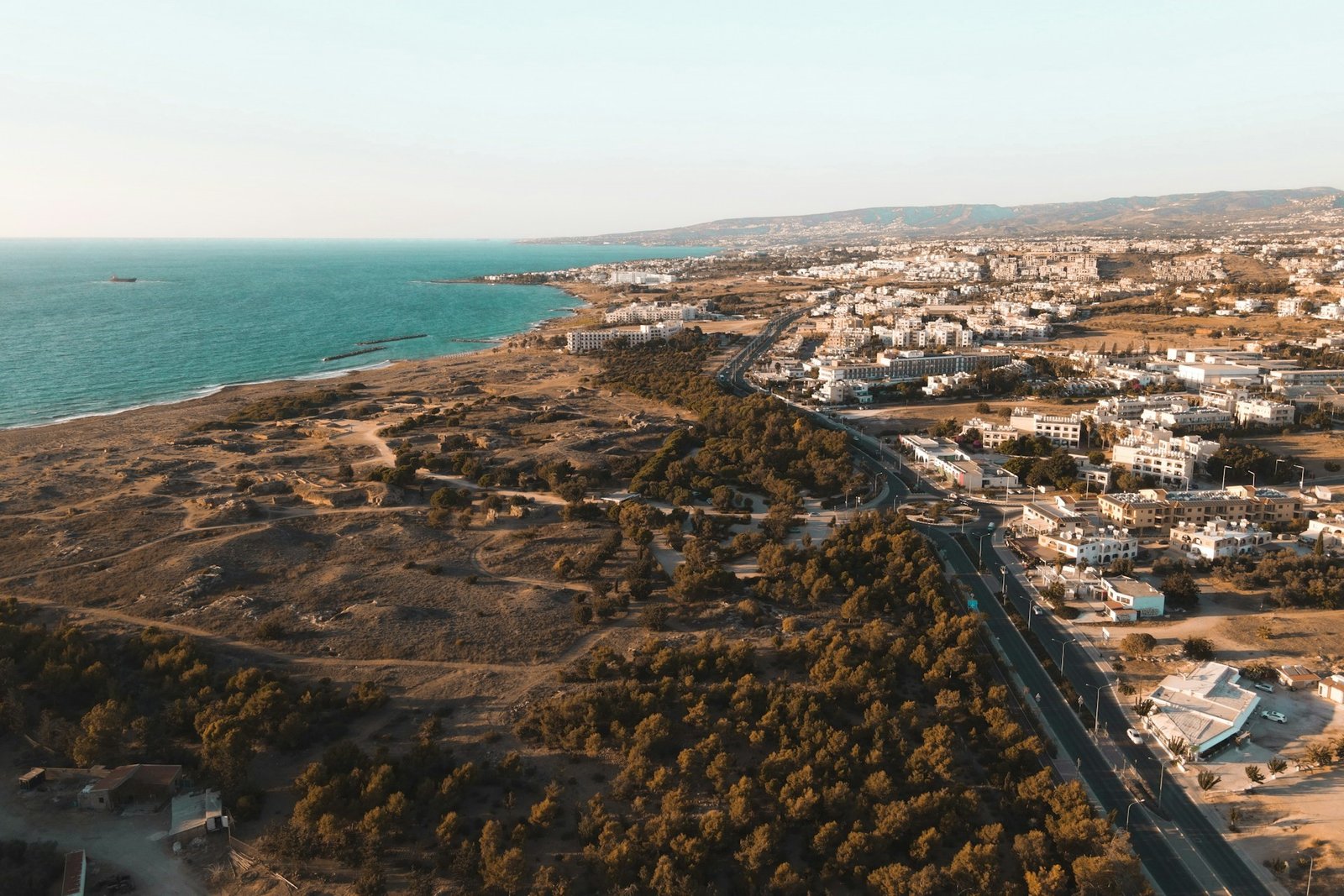 dyomir-kalaitsev-paphos-unsplash