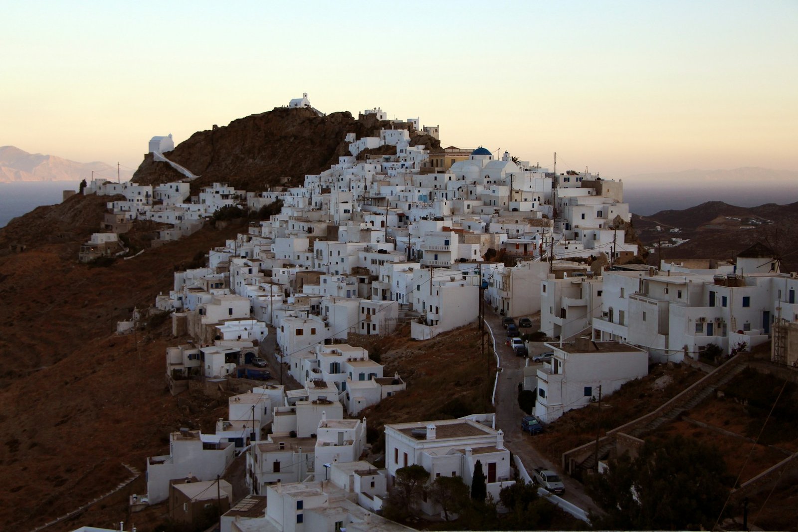 eleni-afiontzi-serifos-unsplash