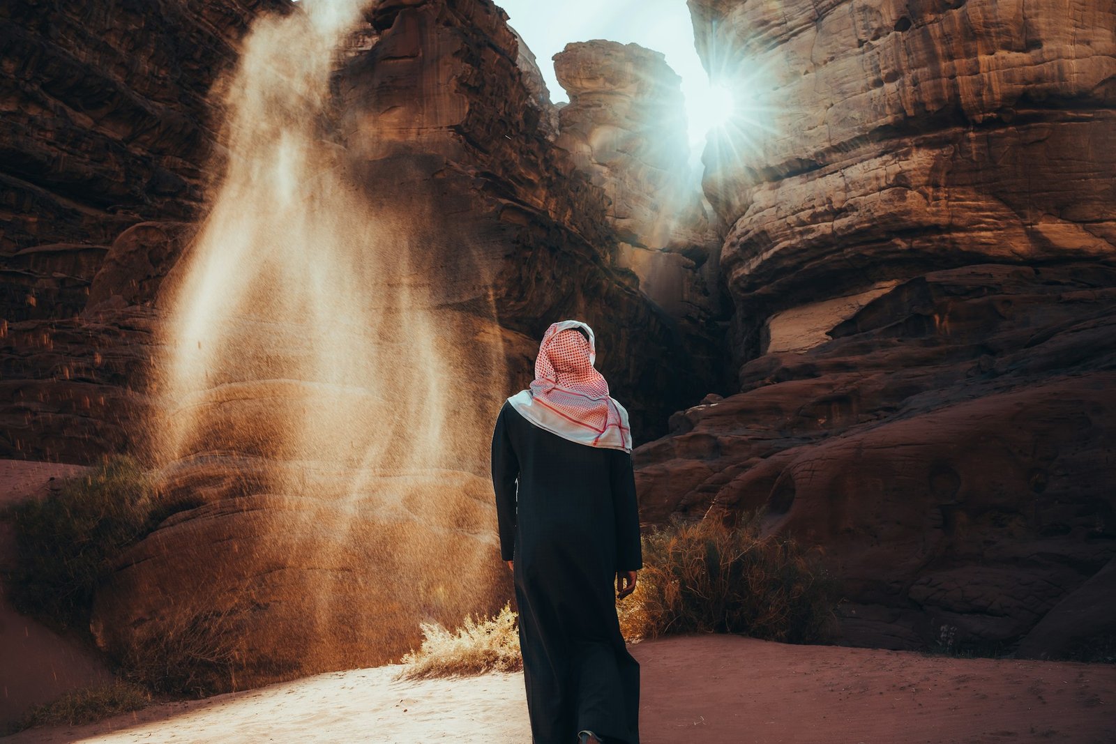neom-saudi-arabia-unsplash