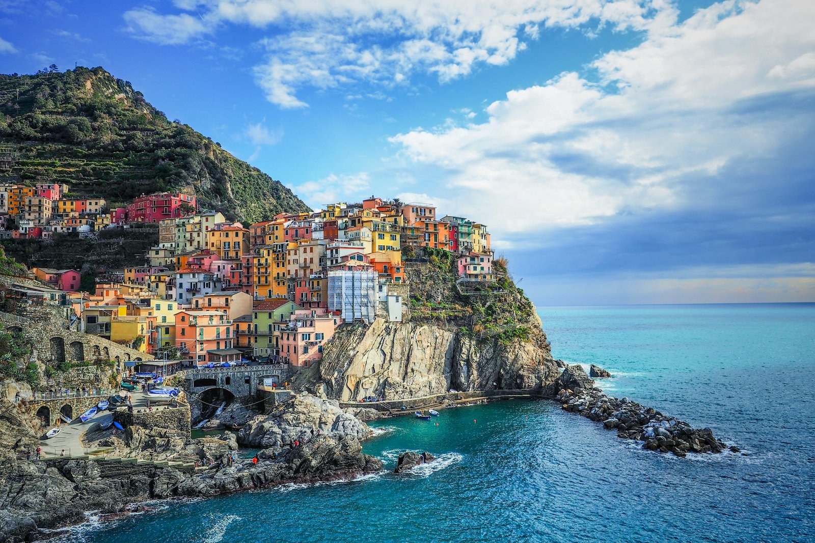 sung-jin-cho-Cinque Terre-E-unsplash