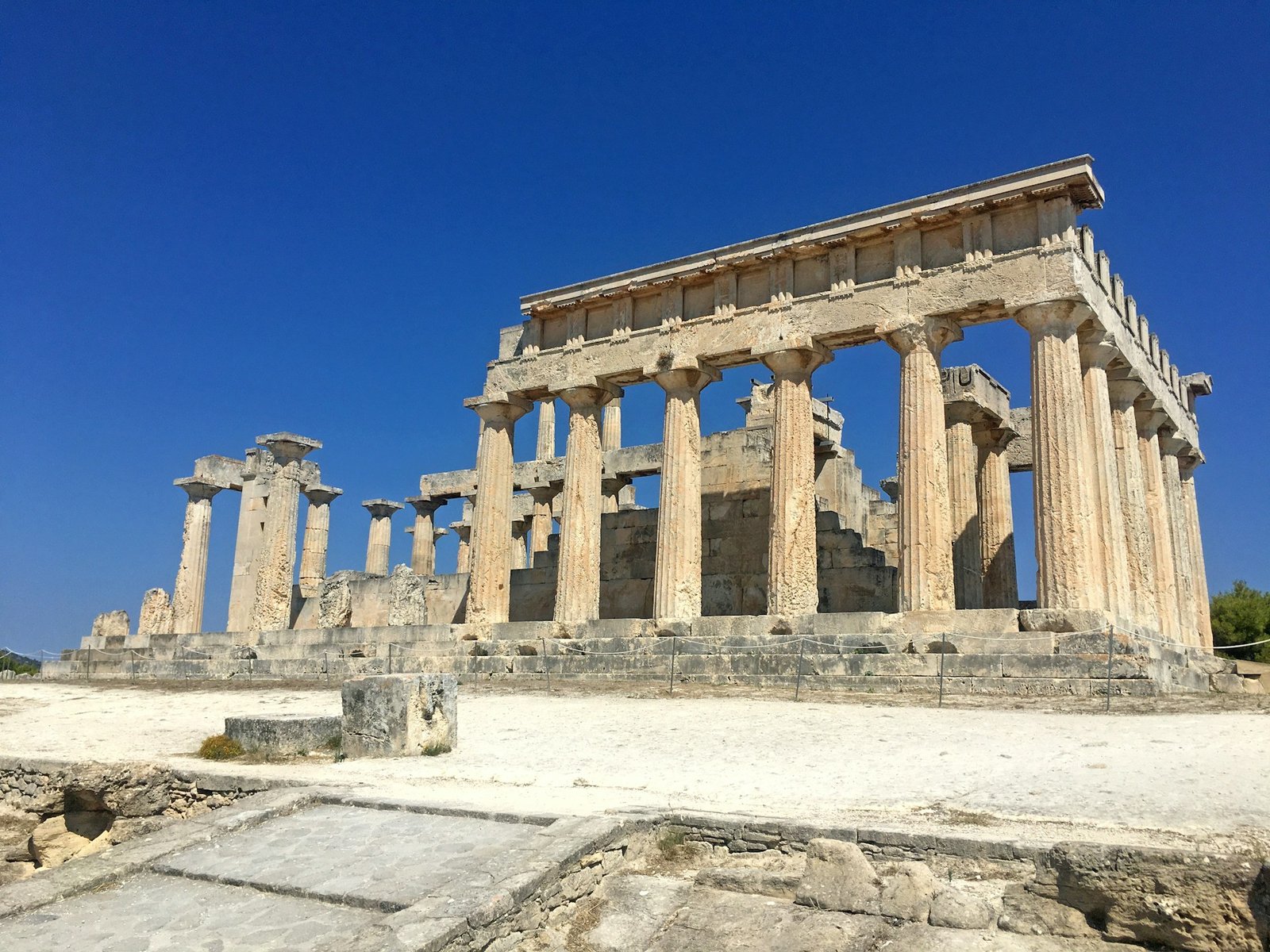 xenofon-tsantilas-78TZG-aegina-unsplash