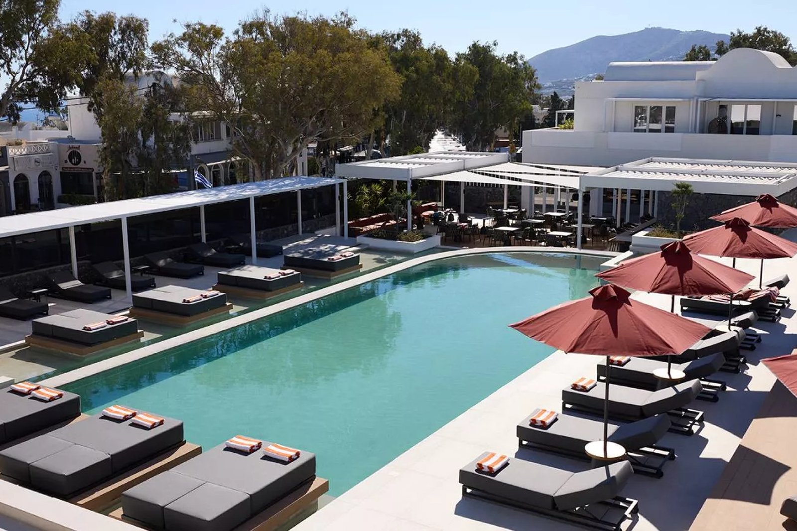 Santorini Heart Hotel & Spa – Η καρδιά της Σαντορίνης χτυπά στα Φηρά